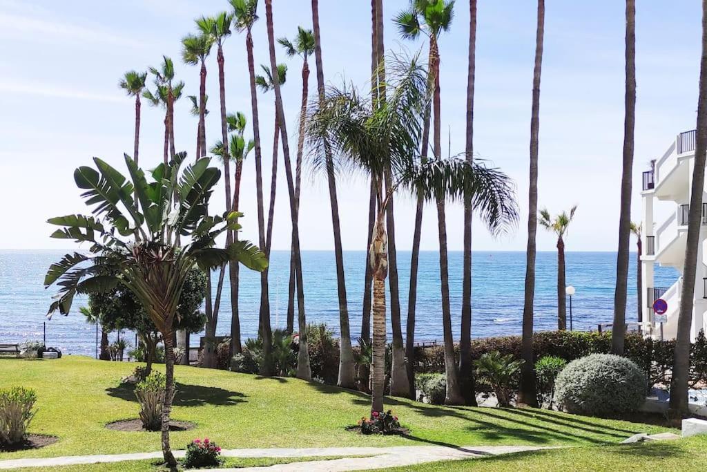 Algaida Beachfront - Seaview Studio Costa Del Sol Apartment Sitio de Calahonda Ngoại thất bức ảnh